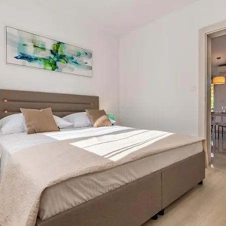 Leon Apartman *